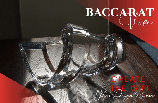 バカラベース（花瓶）へ名入れ - オリジナルのバカラ名入れ彫刻 ガラス