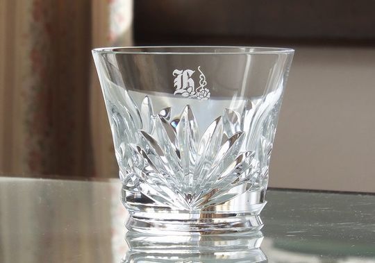 会社概要｜バカラ専門 名入れギフトのオーダーメイド彫刻店【ガラス